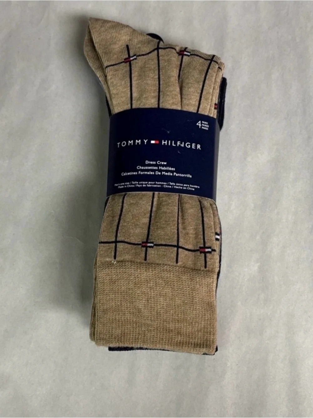 New Tommy Hilfiger Socks Men’s 4 Pair Multicolor Dress Crew Sock Casual Preppy